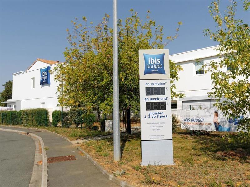 Ibis Budget Rochefort Eksteriør bilde